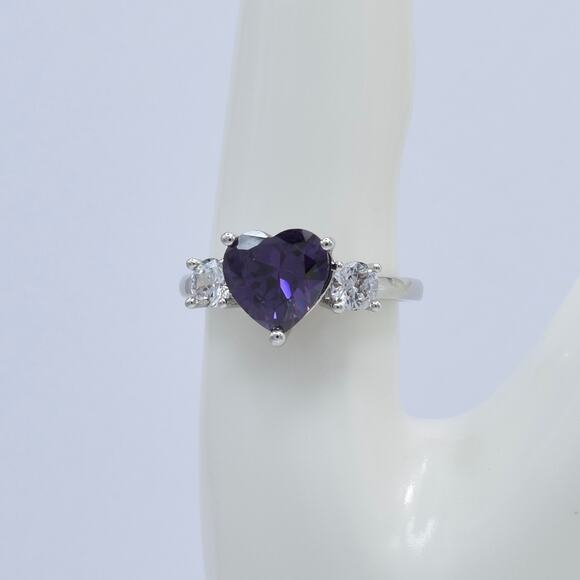 NWOT Fragrant Jewels Purple Heart Multi-Stone Ring Size 8 US - Picture 2 of 5